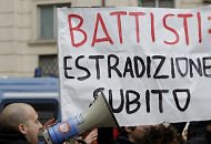PPS quer extradição de Battisti