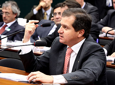 Simplício defende CPI da Telefonia