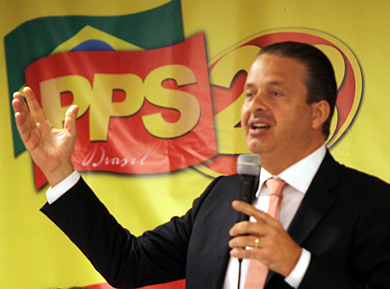 Eduardo Campos responsabiliza governo Dilma Rousseff pela interrupção do ciclo de crescimento